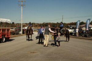 Visitors at a Fall in the Foothills program.